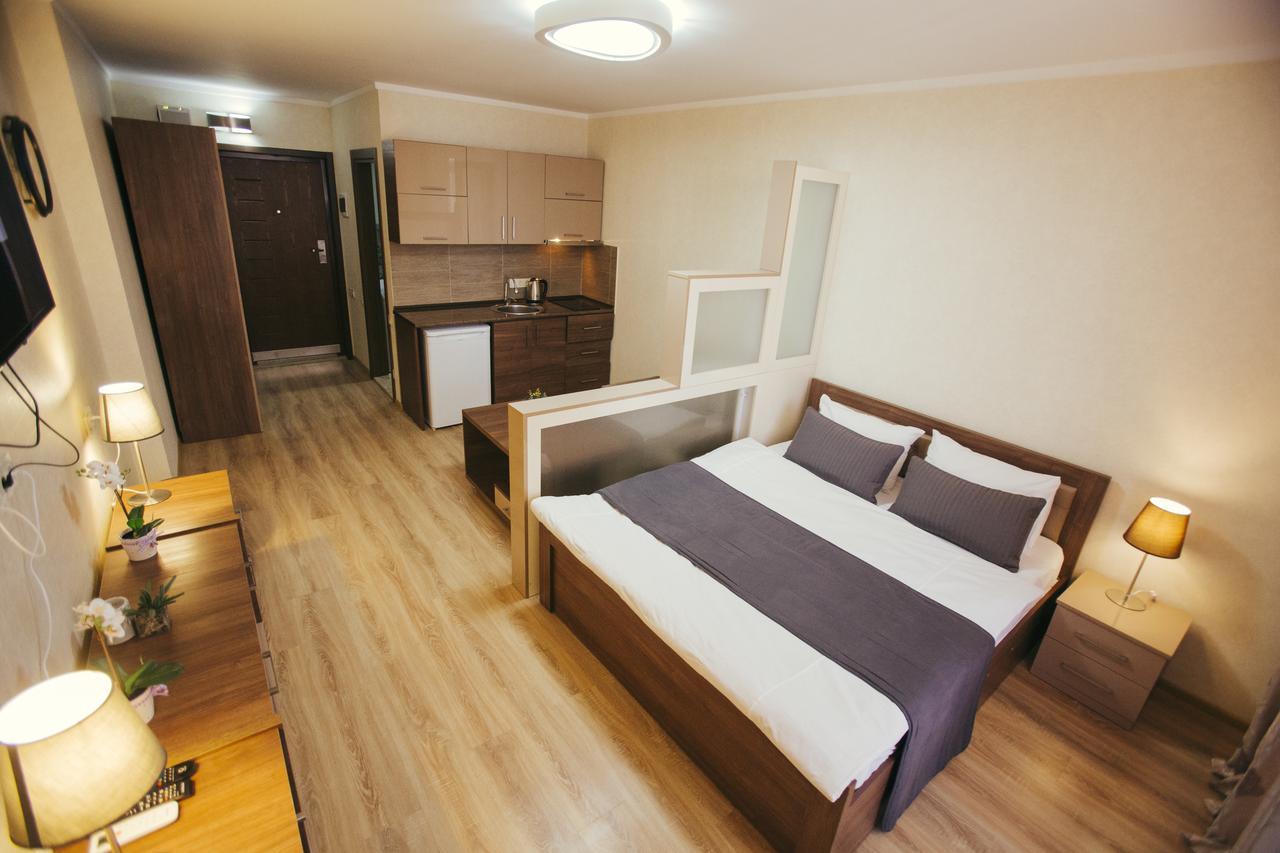 Panorama Sea Tower Aparthotel Batumi Exterior photo